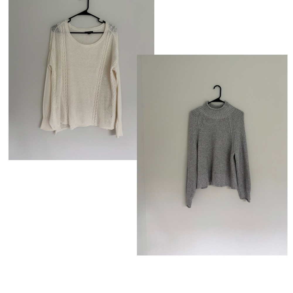 American Eagle Outfitters Cream and Gray Crew Neck Sweaters